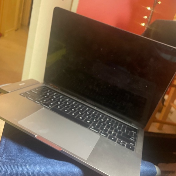 MacBook Pro 2016 - Picture 3 of 7